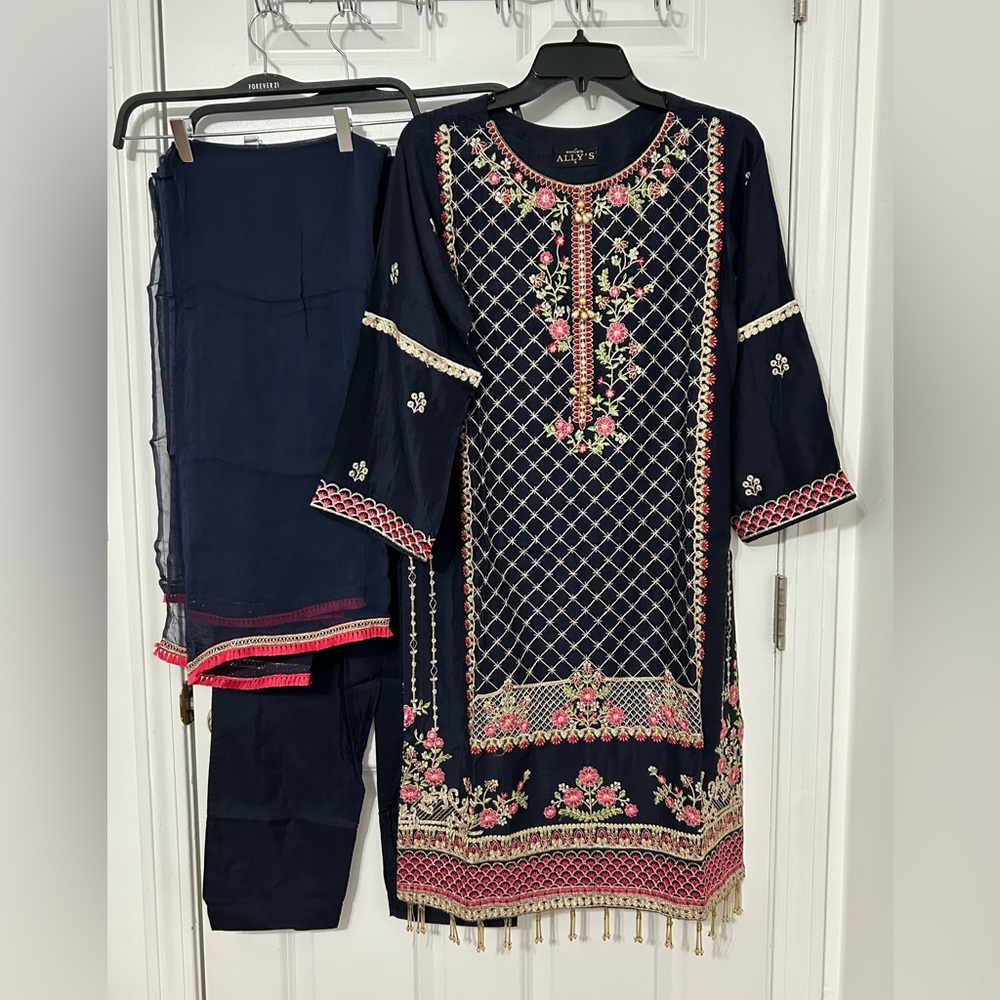 Ally’s 3 piece stitched raw silk embroidered Pakistani suit in dark blue